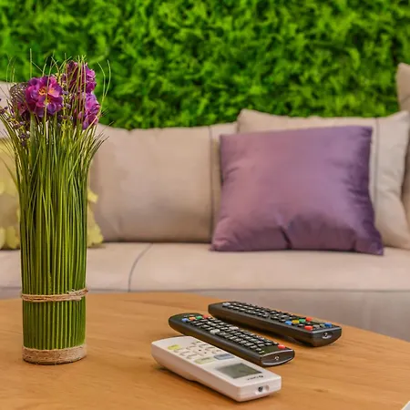 Elegant 2-bdr, 2-bthr Luxury In By Flat Mаnager Sofía