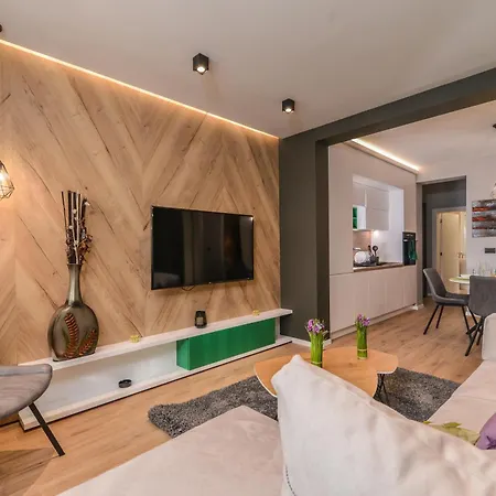 Elegant 2-bdr, 2-bthr Luxury In By Flat Mаnager *