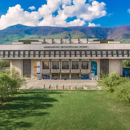 Elegant 2-bdr, 2-bthr Luxury In By Flat Mаnager *