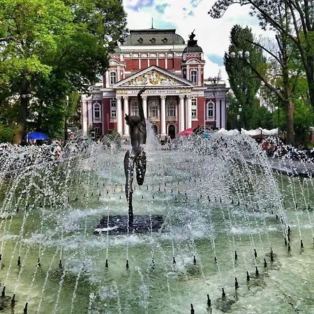 Elegant 2-bdr, 2-bthr Luxury In By Flat Mаnager דירה