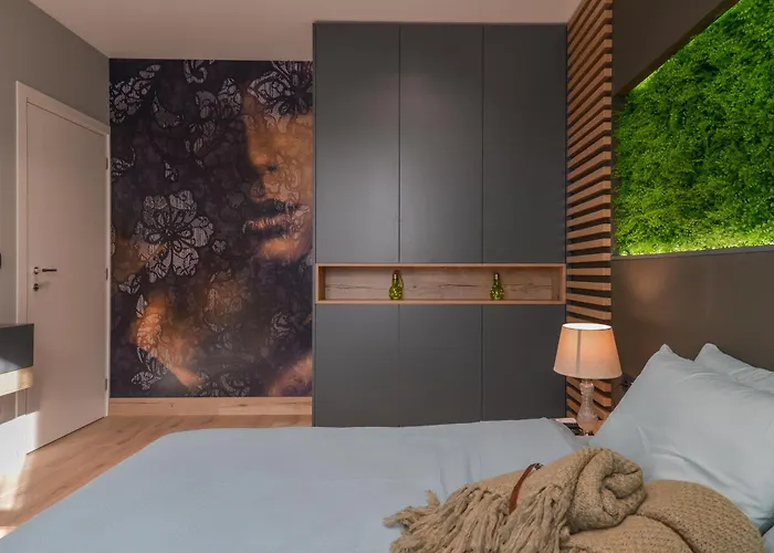 Elegant 2-bdr, 2-bthr Luxury In By Flat Mаnager דירה *