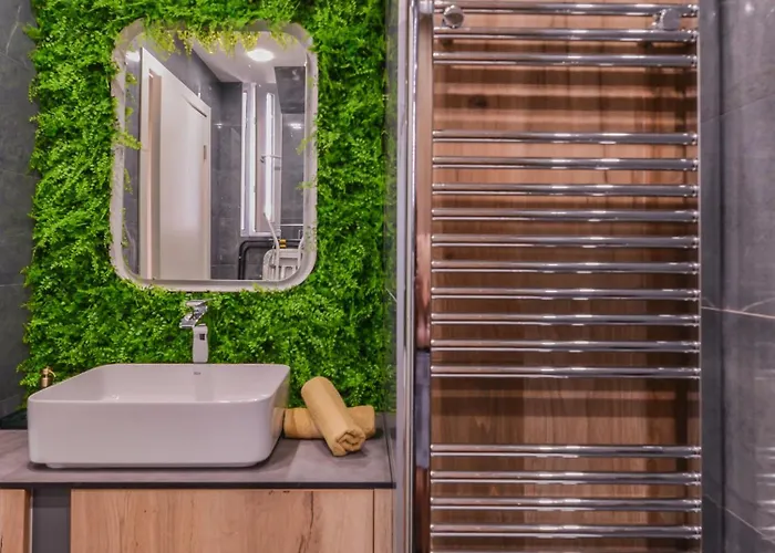 דירה Elegant 2-bdr, 2-bthr Luxury In By Flat Mаnager סופיה