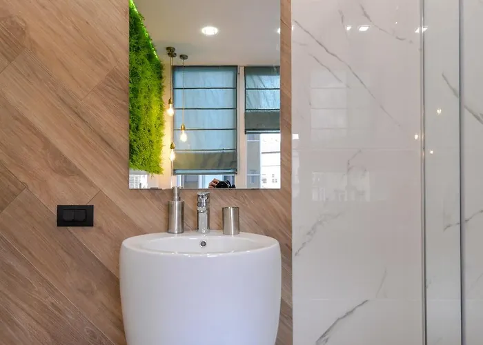 Elegant 2-bdr, 2-bthr Luxury In By Flat Mаnager